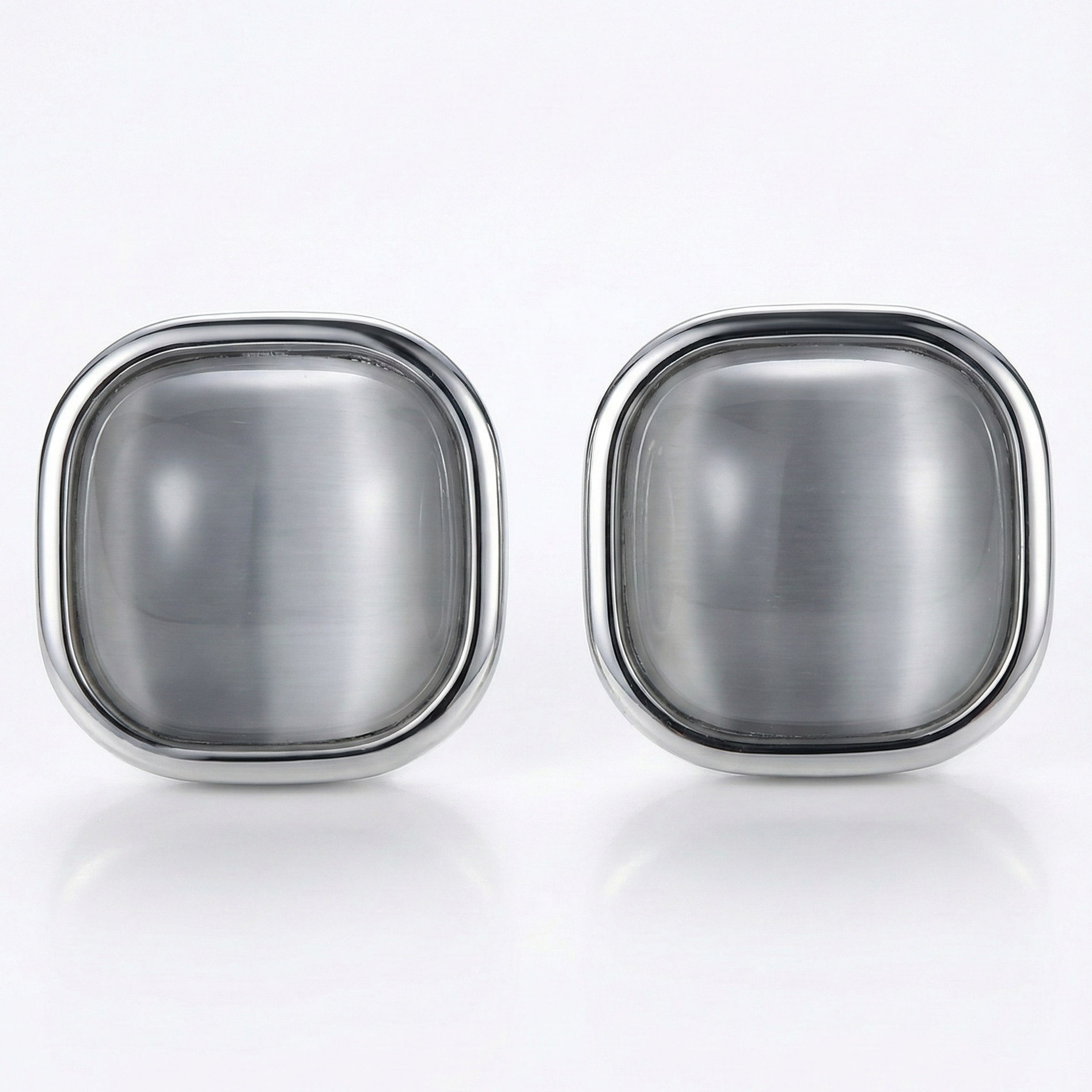 Pyare pearl earrings