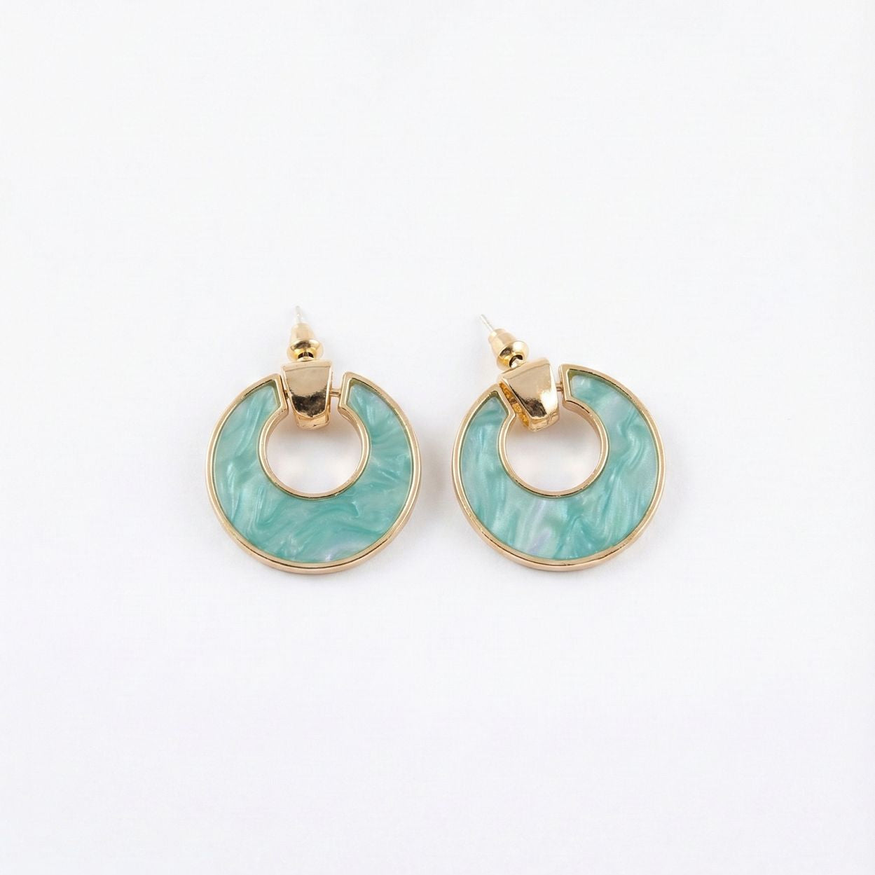 Gold & Golw earrings