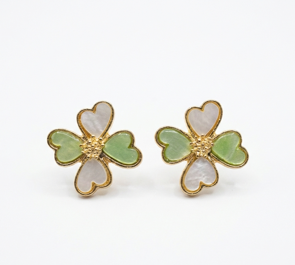 Colver heart earrings